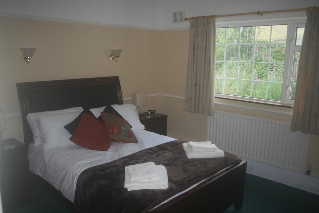 Laragh Mountain View Lodge Saggart Habitación foto